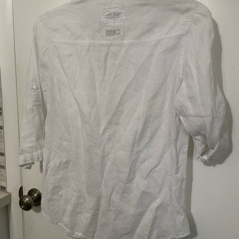 Malvin White 100% Linen roll
Tab Sleeve pullover embroidered V neck Tunic blouse - Picture 8 of 8